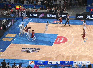 31岁的陈盈骏，带着“使命感”打篮球